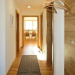 شقة Zillertalblick By Interhome *