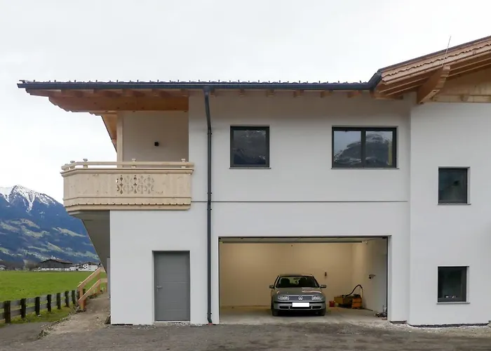 Lägenhet Zillertalblick By Interhome Strass im Zillertal